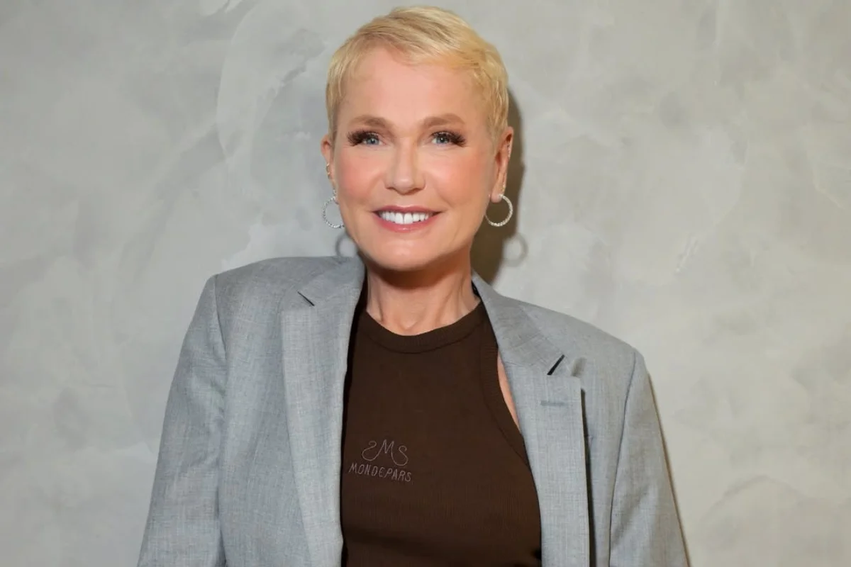 Empresa de Xuxa se defende em a��o de direitos de m�sica infantil