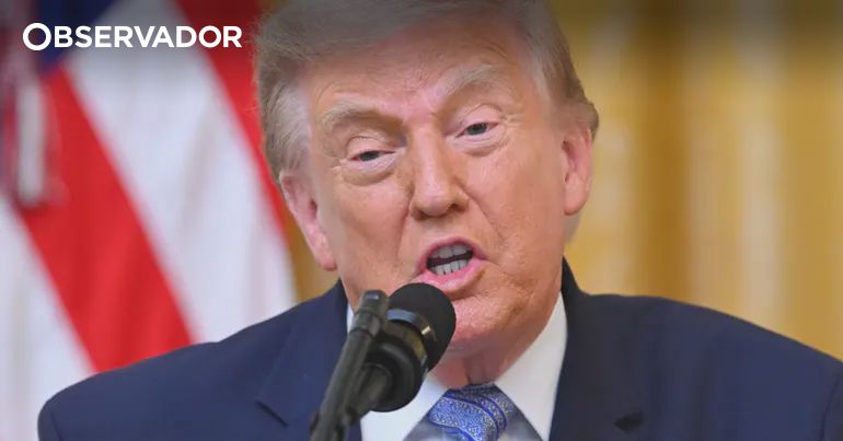 Democratas acusam Trump de ocultar n�mero de baixas