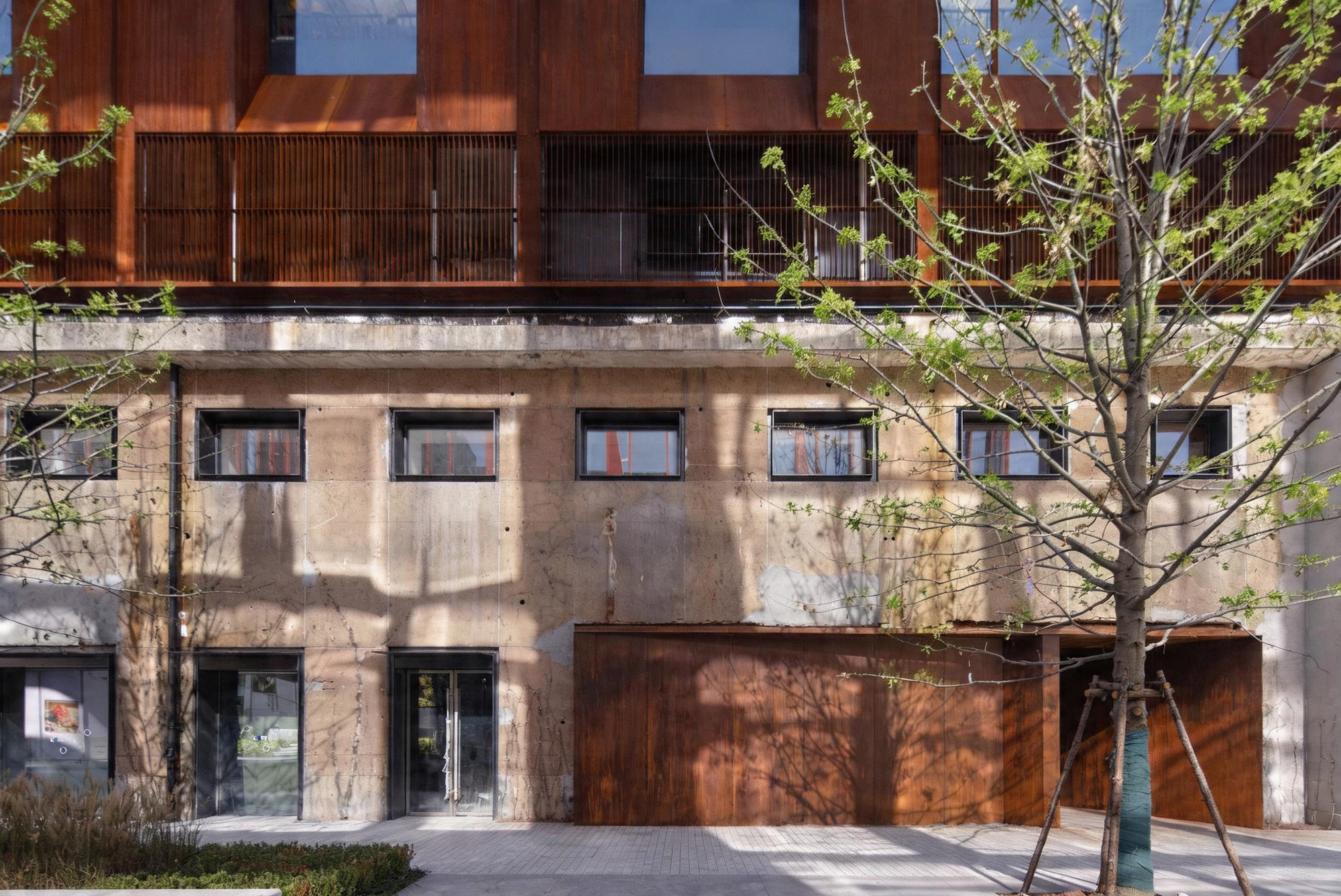 Regenera��o do Hangzhou LOFT49 / line+ studio