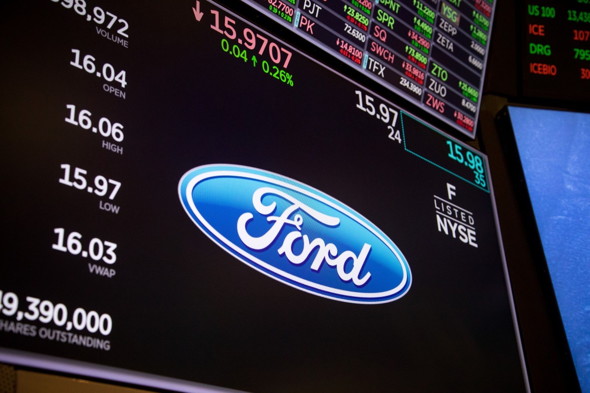 Ford e GM miram expans�o no setor de defesa