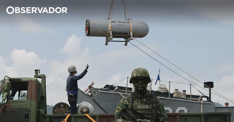 Taiwan. Exerc�cios militares simulam contrabloqueio mar�timo