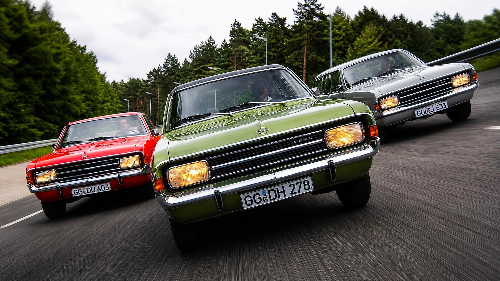 Aos 60 anos, o Opel Rekord C revive a liga��o com o Chevrolet Opala e o feito de superar 1,25 milh�o de unidades