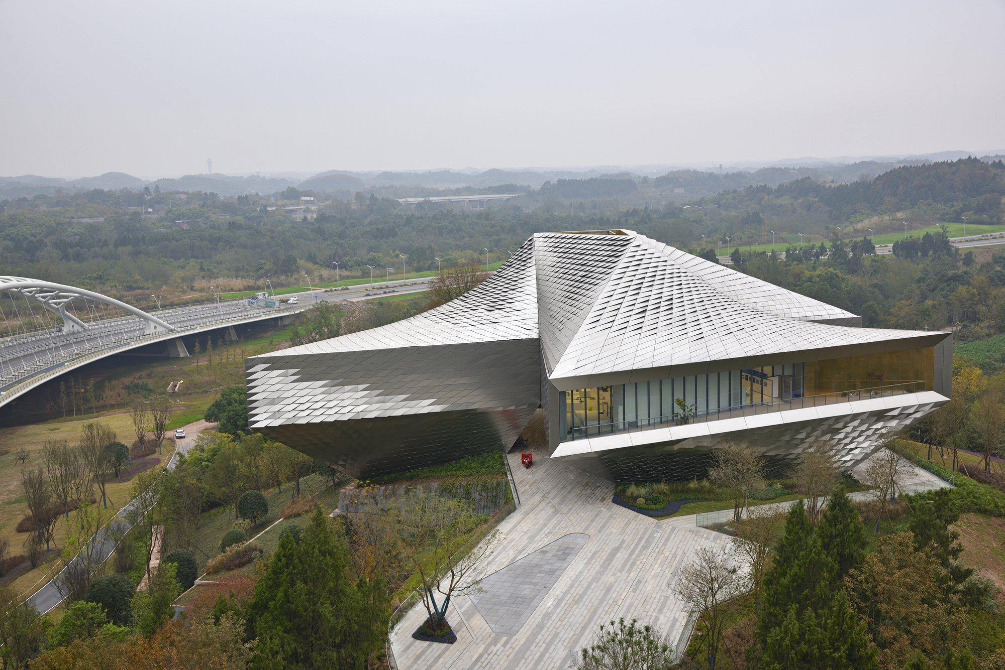 Pavilh�o de Chengdu / IwamotoScott Architecture