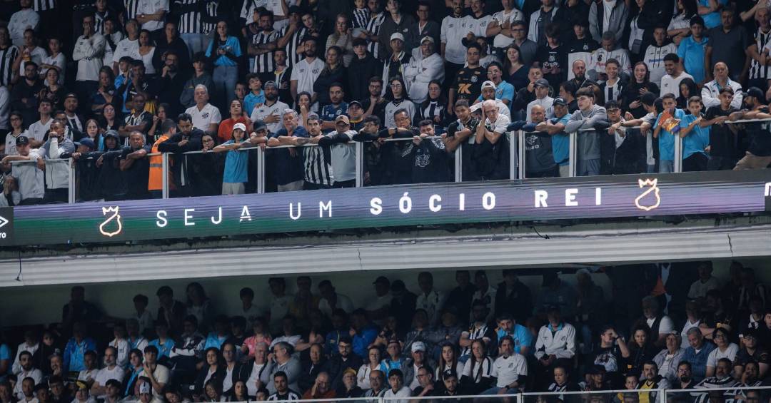 A parcela da torcida do Santos com menos de 35 anos