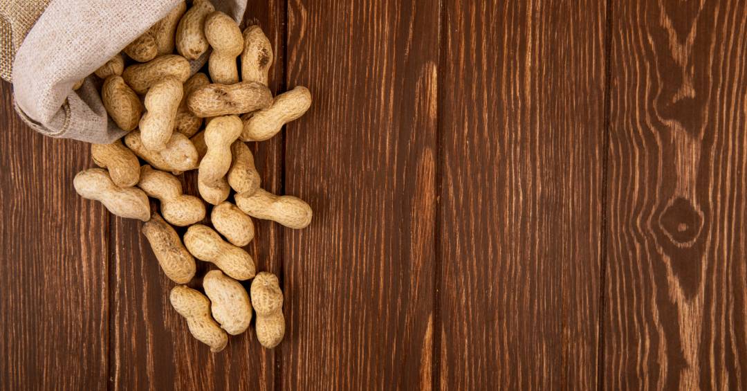 Transplante fecal faz seis pessoas superarem alergia a amendoim, mas est� longe de chegar aos consult�rios