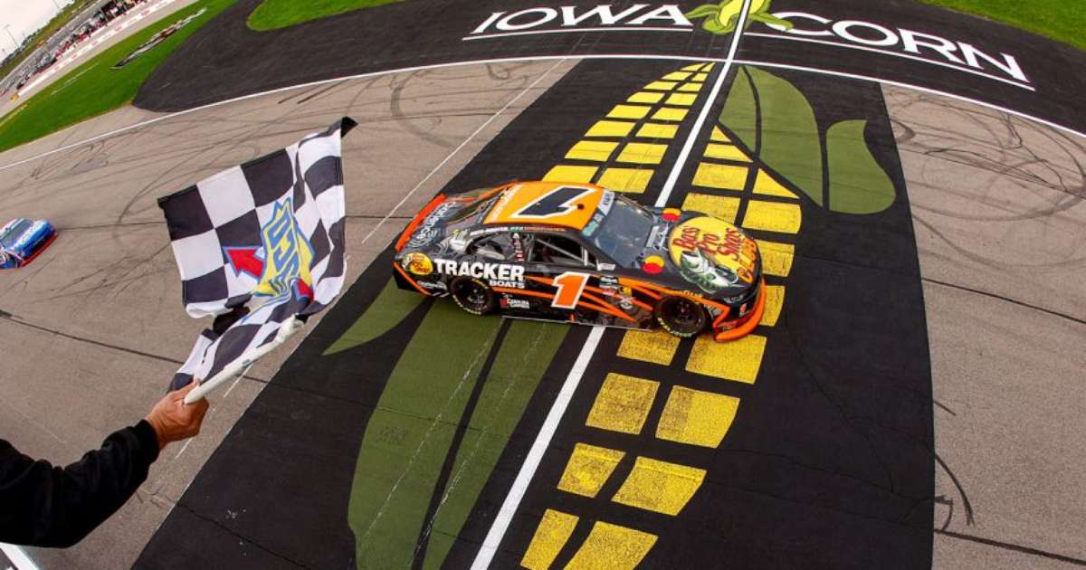 NASCAR O?Reilly: Carson Kvapil vence em Iowa e conquista segunda vit�ria consecutiva