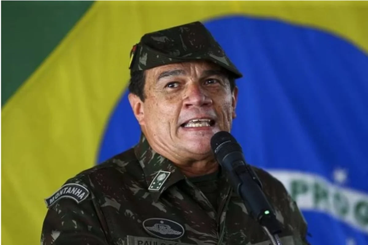 Ex-ministro de Bolsonaro far� curso de gest�o de pessoas na pris�o