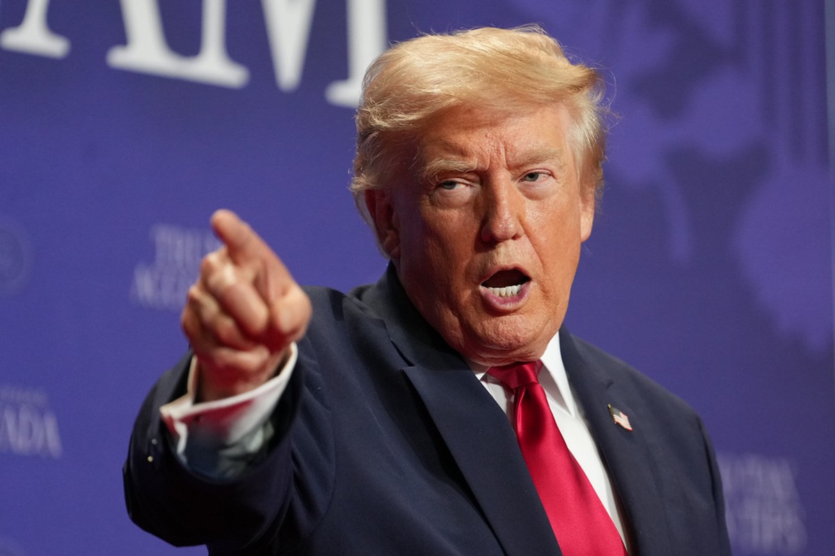 Trump reage a pedido de compensa��o e diz que Ir� � quem deve pagar indeniza��o