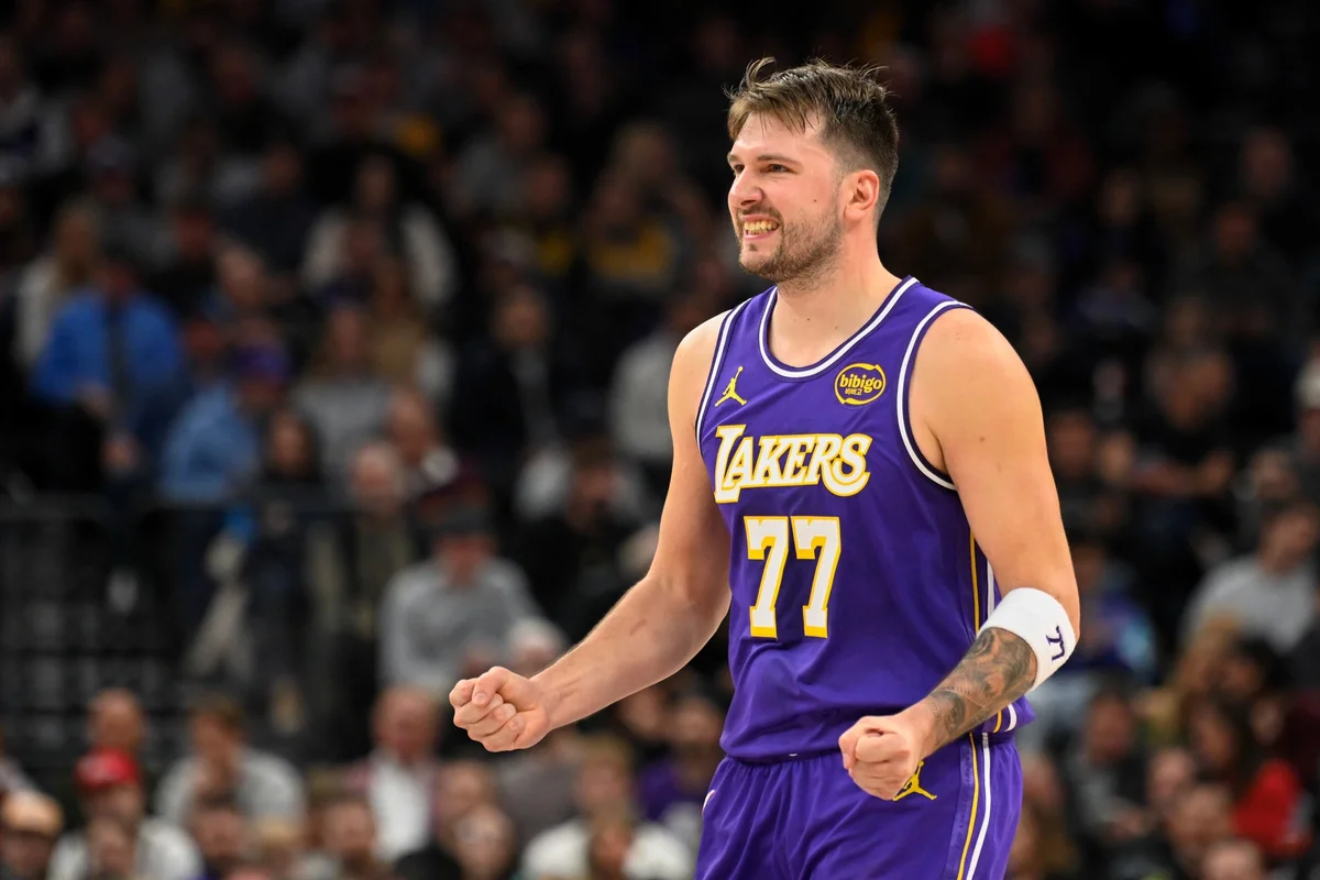 NBA: Empres�rios compram o Los Angeles Lakers por R$ 64 bilh�es