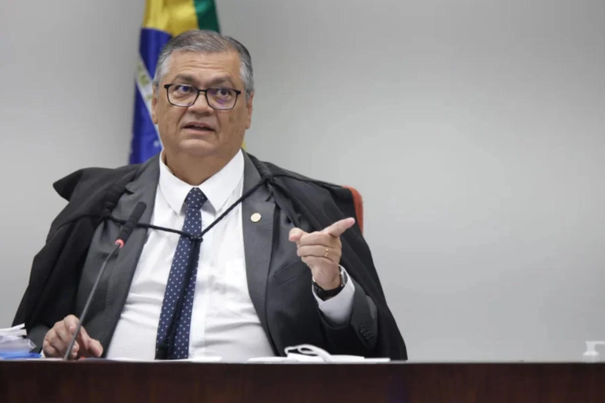 Dino autoriza PF a acessar dados sobre produtora do filme Dark Horse