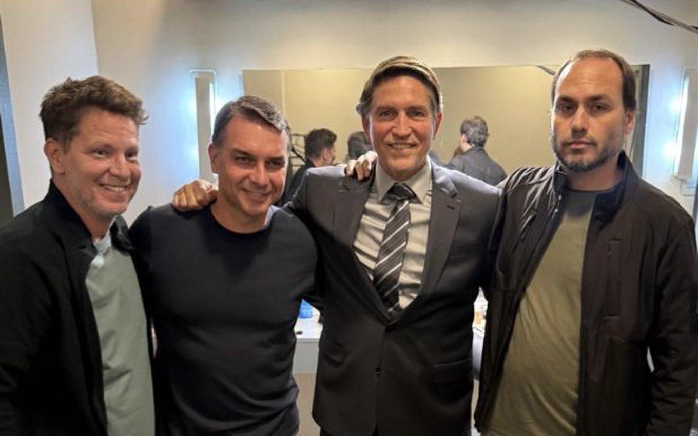 Vorcaro repassou mais a ?Dark Horse? do que Fl�vio Bolsonaro admitiu, diz Coaf