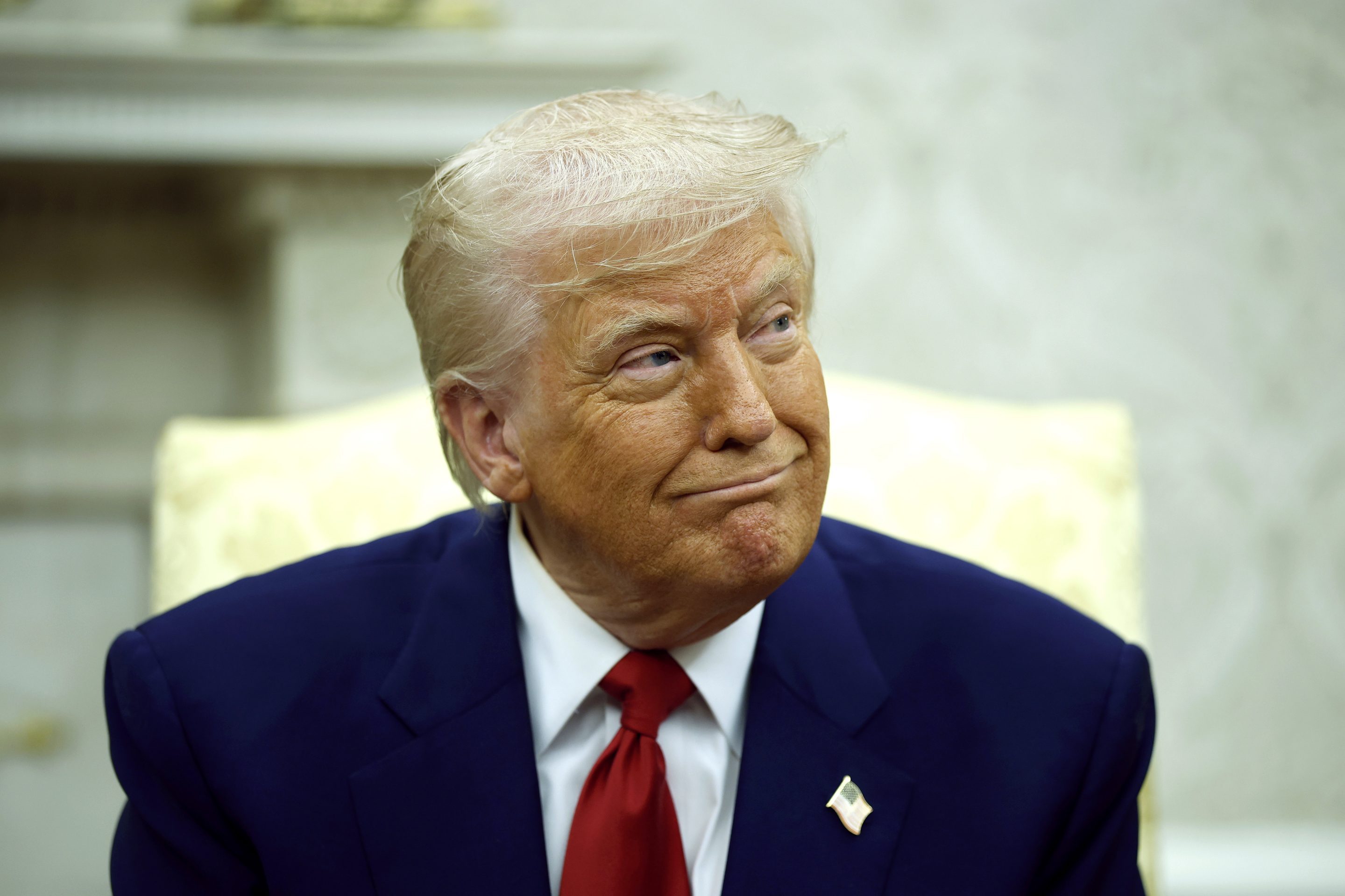 Democratas pedem que Trump seja investigado por ?insider trading? aps salto de aes